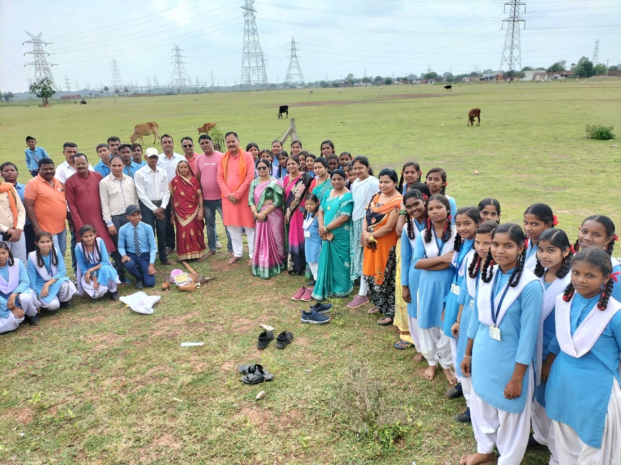 सुरडुंग की शासकीय स्कूल में तीन नए कमरे बनेंगे,अध्यक्ष ईश्वर सिंह ठाकुर ने किया भूमि पूजन