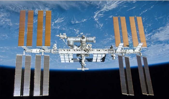 Space Station में हुआ अमोनिया लीक, बाल-बाल बचे अंतरिक्ष यात्री