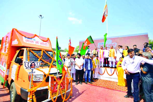 बीजेपी प्रदेश भर में करेगी 50 हजार रथ सभाएं, सीएम-वीडी ने दिखाई हरी झंडी