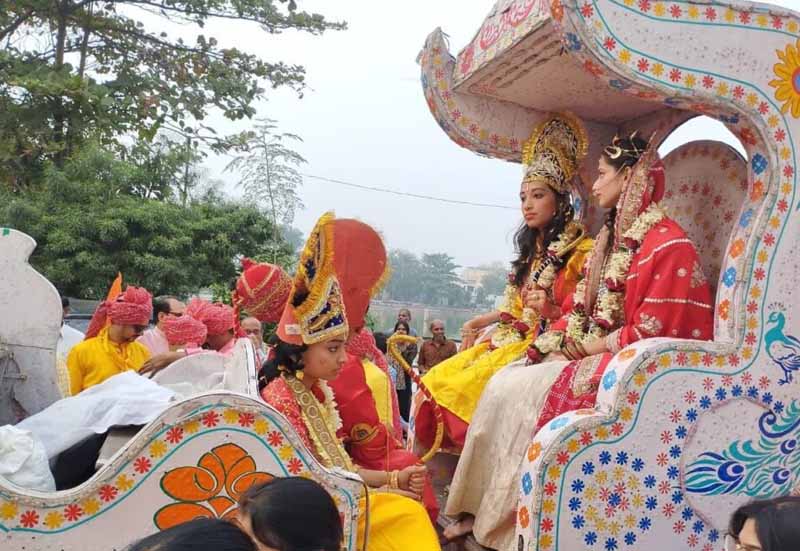 शहर में निकली राम-सीता की भव्य शोभायात्रा के साक्षी बने रायपुरवासी