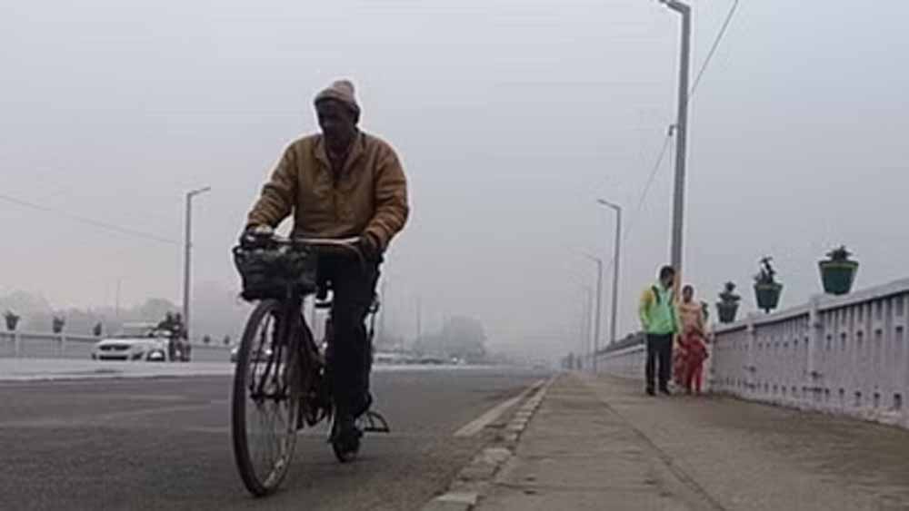 Chhattisgarh Weather News: छत्तीसगढ़ में एक बार फिर बदला मौसम का मिजाज, बढ़ेगी ठंड,कई इलाकों में बारिश के आसार