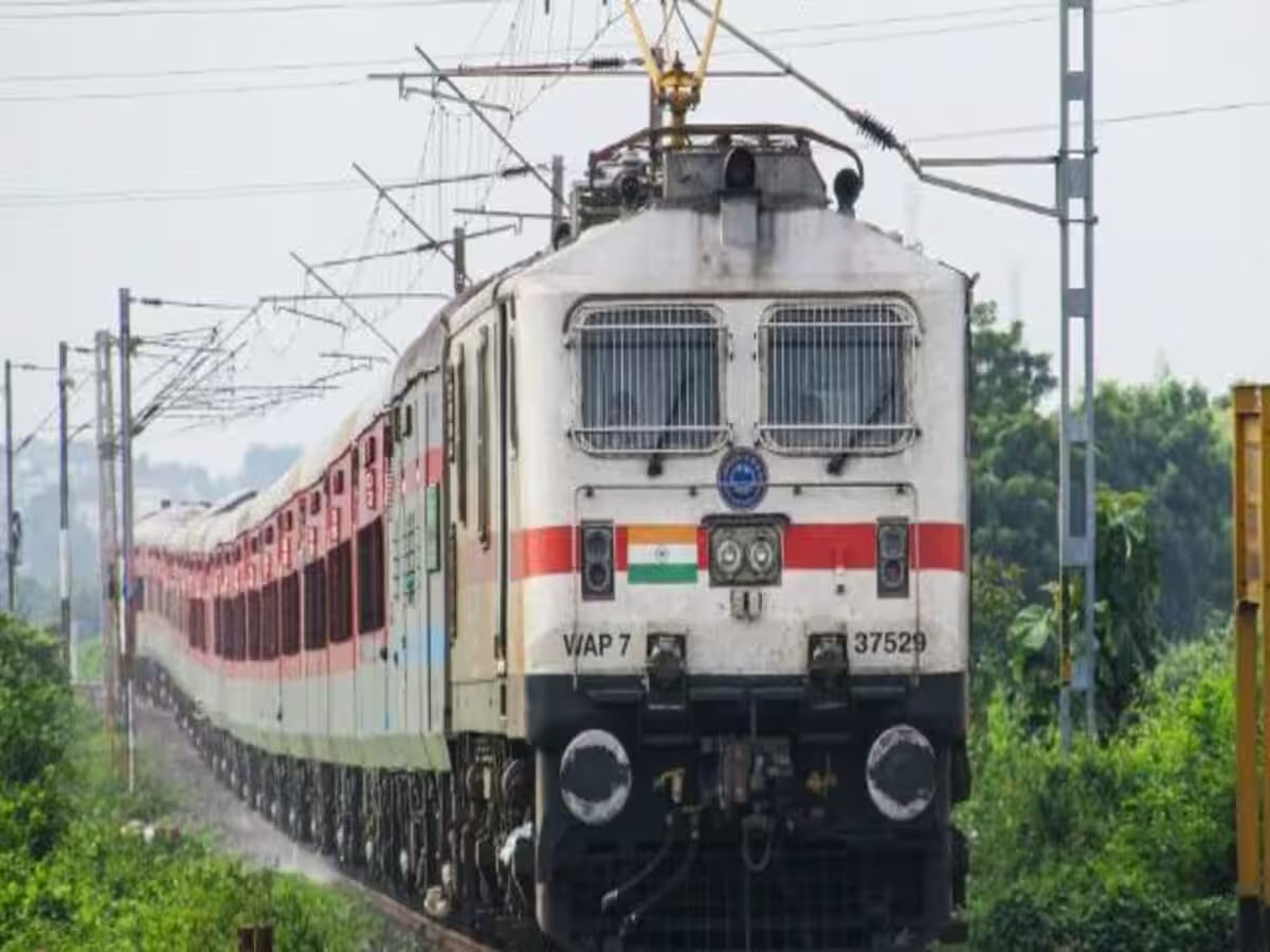 भारतीय रेल का सुपर ऐप आसान करेगा काम, नहीं पड़ेगी कई सारे ऐप्स की जरूरत