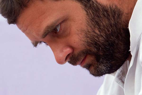 अमेठी नहीं जाएंगे राहुल, सिर्फ वायनाड से लड़ेंगे चुनाव, उसपर भी संकट?