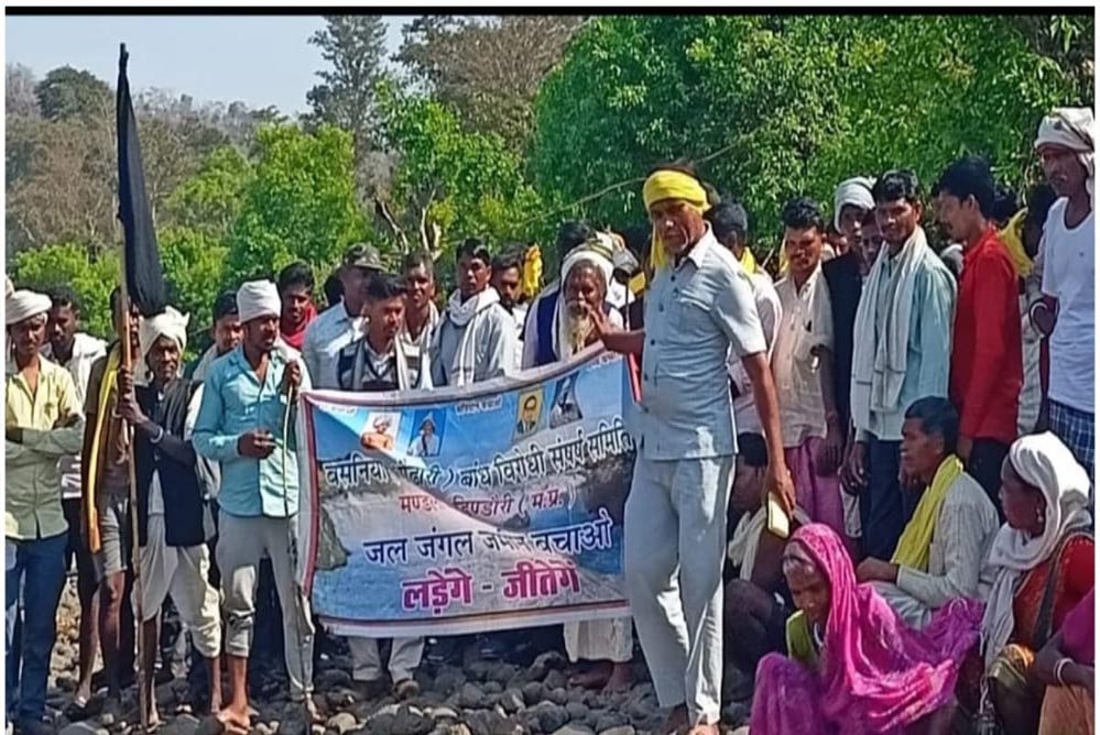 बसनिया बांध का शिलान्यास करने से आदिवासी आक्रोशित, विरोध में प्रभावितों की महापंचायत 5 मार्च को