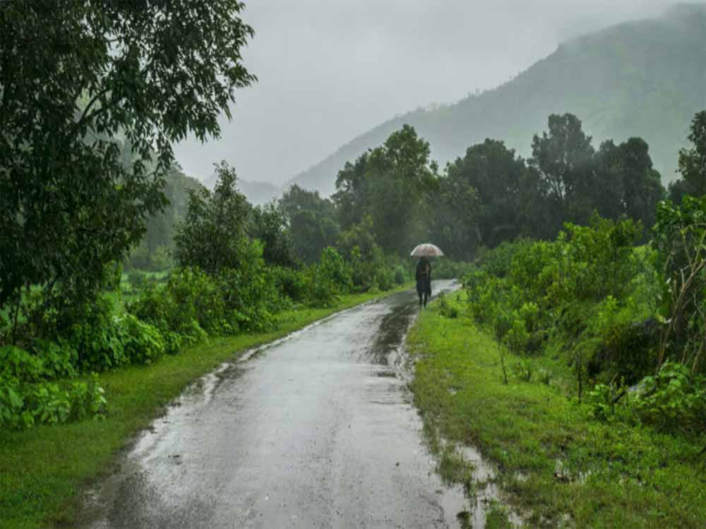 झुलसाने वाली गर्मी से मिलेगी राहत, आज या कल केरल पहुंचेगा मॉनसून