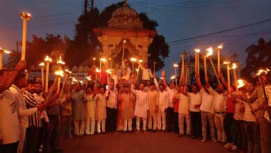 भाजपा युवा मोर्चा ने निकाली विशाल मशाल रैली, 25 घंटे दीप प्रज्वलित कर कारगिल के वीर शहीदों को दी गई श्रद्धांजलि