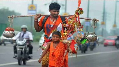 हरिद्वार में कांवड़ यात्रा मार्ग पर मौजूद मजार-मस्जिदों को ढकने का मामला सामने आया