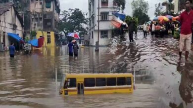 भिवंडी में भारी बारिश से कामवारी नदी उफान पर, भारी बारिश ने बढ़ाई लोगों की मुश्किल