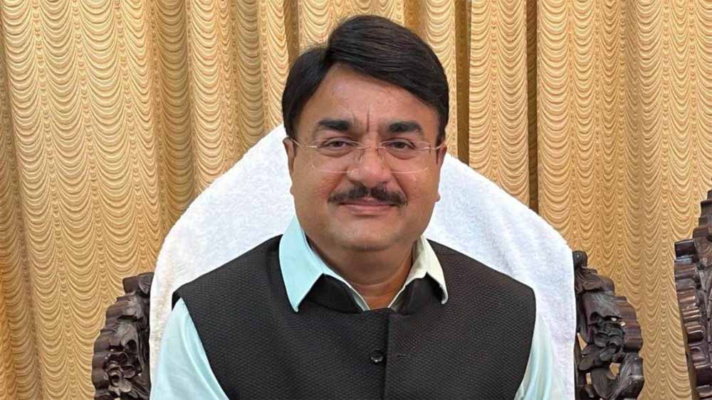 राज्यमंत्री श्री पटेल ने मूंग उपार्जन केन्द्रों का आकस्मिक निरीक्षण किया, व्यवस्थाएँ दुरुस्त करने के दिए निर्देश राज्यमंत्री श्री पटेल ने मूंग उपार्जन केन्द्रों का आकस्मिक निरीक्षण किया, व्यवस्थाएँ दुरुस्त करने के दिए निर्देश