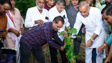 रक्षाबंधन एक प्राचीन परम्परा है, जो हमारी संस्कृति का एक हिस्सा है : वन मंत्री रावत