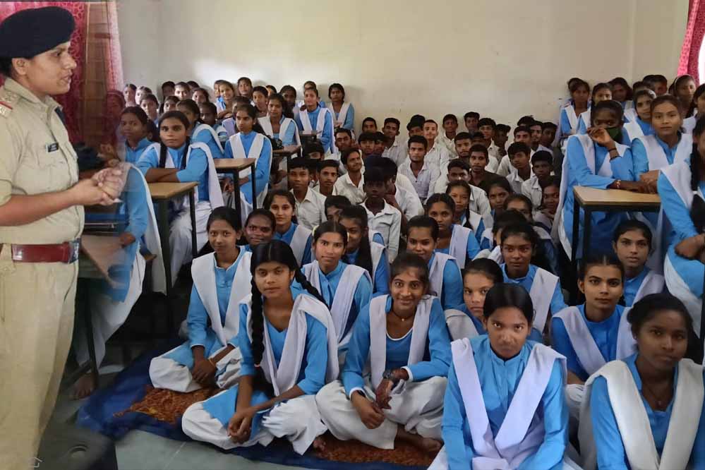 शासकीय उच्चतर माध्यमिक विद्यालय पसला मे आयोजित किया गया ट्रेफिक अवेयरनेस कार्यक्रम शासकीय उच्चतर माध्यमिक विद्यालय पसला मे आयोजित किया गया ट्रेफिक अवेयरनेस कार्यक्रम