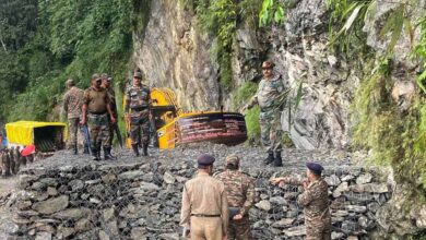 खाई में गिरी सेना की गाडी , चार जवानों की मौत; बंगाल से जा रहे थे सिक्किम