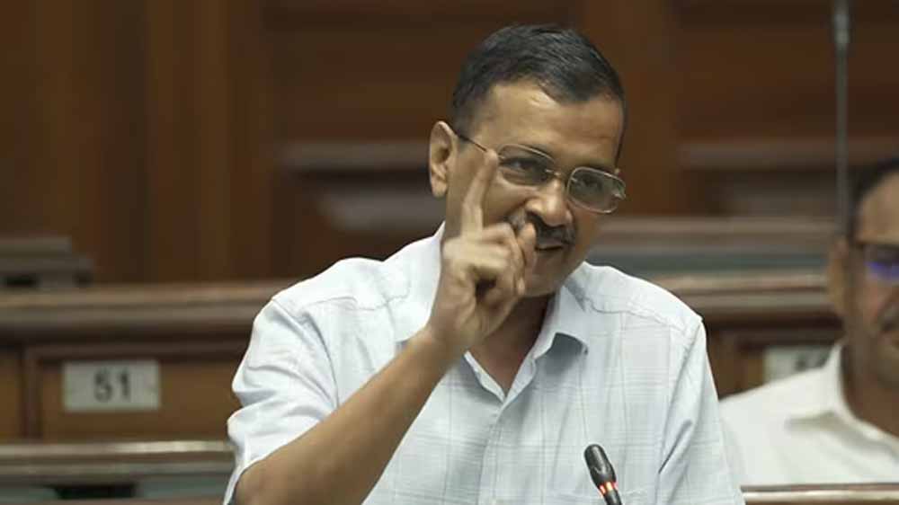 दिल्ली के पूर्व मुख्यमंत्री अरविंद केजरीवाल ने विधानसभा में एक बार फिर पीएम मोदी पर जोरदार हमला किया