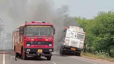 छत्तीसगढ़-बेमेतरा में नेशनल हाईवे पर ट्रक में अचानक लगी आग, एक घंटे तक लगा जाम