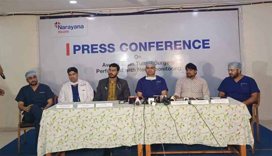 एमएमआई नारायणा हेल्थ अस्पताल रायपुर ने अचेत मरीज की सफल ब्रेन ट्यूमर सर्जरी की एमएमआई नारायणा हेल्थ अस्पताल रायपुर ने अचेत मरीज की सफल ब्रेन ट्यूमर सर्जरी की