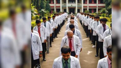 रैगिंग : MBBS के 5 छात्र निलंबित, उनके पैरेंट्स से भी ये करवाएगा रायपुर मेडिकल कॉलेज