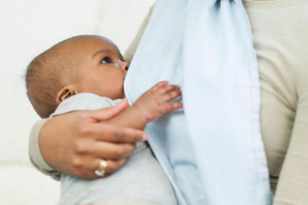 स्तनपान बच्चों और माताओं का मानवाधिकार, नर्स को चाइल्ड केयर लीव देने से किया इनकार, हाईकोर्ट ने लगाई फटकार, दिया ये आदेश