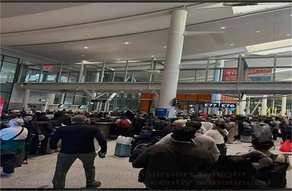 कनाडा सरकार ने हाल ही में भारत जाने वाले यात्रियों के लिए हवाई अड्डों पर सुरक्षा जांच को कड़ा करने की घोषणा की कनाडा सरकार ने हाल ही में भारत जाने वाले यात्रियों के लिए हवाई अड्डों पर सुरक्षा जांच को कड़ा करने की घोषणा की