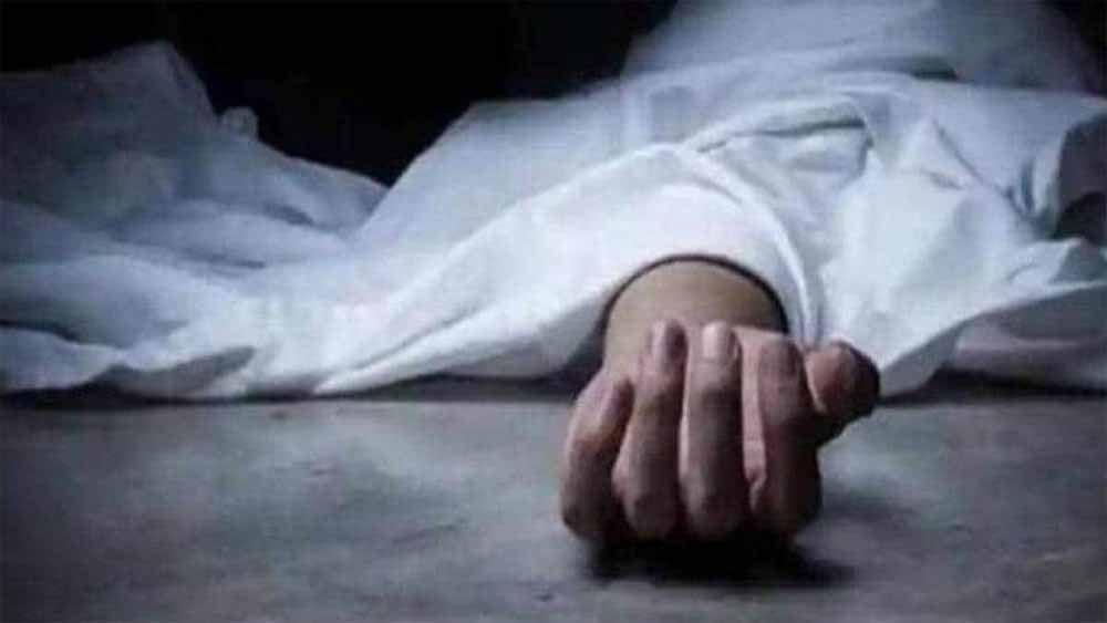 देहरादून में कंटेनर से टकराने के बाद पेड़ में घुसी कार; छह युवक-युवतियों की मौत देहरादून में कंटेनर से टकराने के बाद पेड़ में घुसी कार; छह युवक-युवतियों की मौत