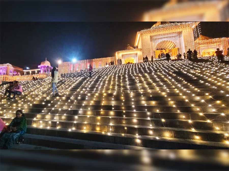 देव दीपावली: काशी विश्वनाथ मंदिर के गर्भगृह से गंगाद्वार तक सवा लाख दीप जलेंगे देव दीपावली: काशी विश्वनाथ मंदिर के गर्भगृह से गंगाद्वार तक सवा लाख दीप जलेंगे