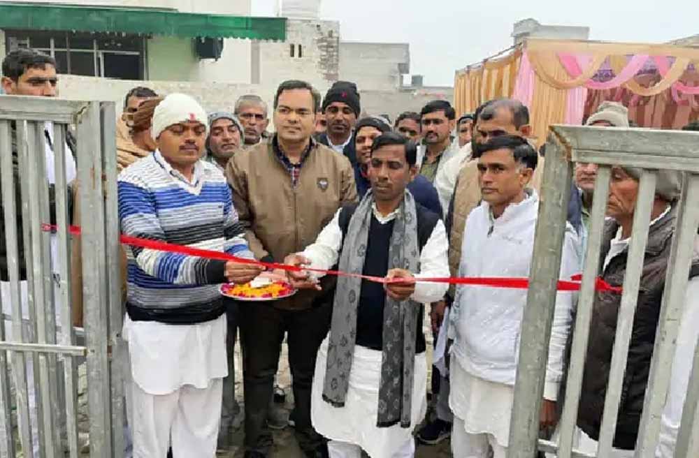 हरियाणा के पूर्व मंत्री अनूप धानक के छोटे भाई को एक महिला ने हनीट्रैप में फंसा लिया, धमकी देकर 13.50 लाख ठगे