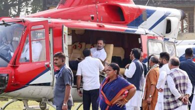 चुनाव आयोग ने राहुल गांधी के बैग की जांच की, हेलीकॉप्टर की भी ली गई तलाशी