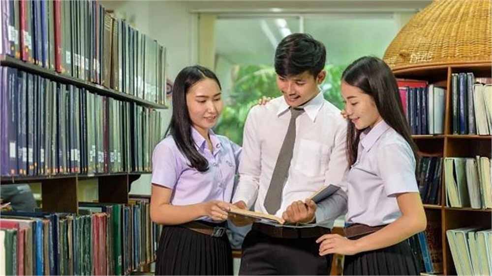 CBSE ने किए कई बड़े बदलाव, 2025 में 10वीं और 12वीं बोर्ड की परीक्षा देने वाले छात्रों के लिए महत्वपूर्ण खबर