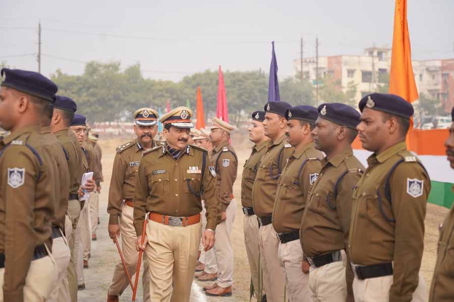 पुलिस महानिरीक्षक रीवा द्वारा पुलिस लाईन में किया वार्षिक निरीक्षण एवं सैनिक सम्मेलन का किया गया आयोजन