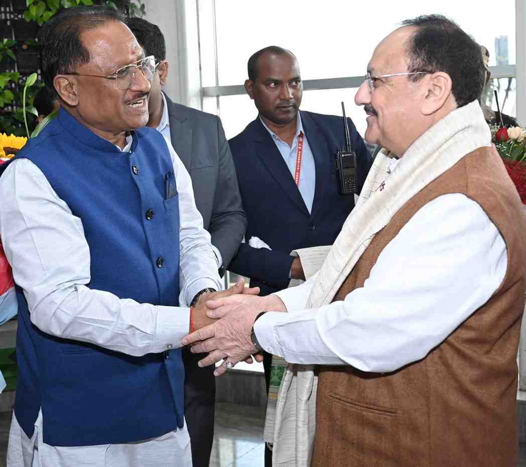 छत्तीसगढ़ के जनादेश परब में शामिल होने केन्द्रीय स्वास्थ्य मंत्री नड्डा रायपुर पहुंचे,मुख्यमंत्री विष्णु देव साय ने एयरपोर्ट पर नड्डा का किया स्वागत छत्तीसगढ़ के जनादेश परब में शामिल होने केन्द्रीय स्वास्थ्य मंत्री नड्डा रायपुर पहुंचे,मुख्यमंत्री विष्णु देव साय ने एयरपोर्ट पर नड्डा का किया स्वागत