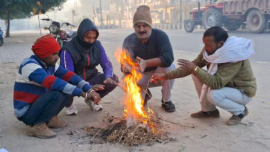 उत्तर प्रदेश में मौसम तेजी से बदल , लगातार मौसम के यूटर्न से तापमान में भी गिरावट हो रही