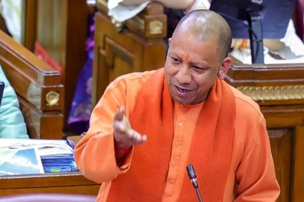 आपकी पत्थरबाजी से सौहार्द नहीं आएगा: सीएम योगी आपकी पत्थरबाजी से सौहार्द नहीं आएगा: सीएम योगी