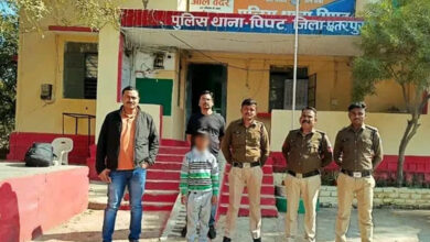 “ऑपरेशन मुस्कान” के तहत थाना पिपट पुलिस ने 12 वर्षीय गुम बालक को तलाश कर सुरक्षित किया परिजनों के सुपुर्द