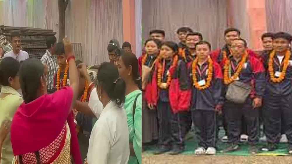 छत्तीसगढ़-रायपुर में 24वीं राष्ट्रीय वनवासी क्रीड़ा प्रतियोगिता में पहुंचे अंडमान और मणिपुर के जनजातीय खिलाड़ी, गाजे-बाजे के साथ स्वागत छत्तीसगढ़-रायपुर में 24वीं राष्ट्रीय वनवासी क्रीड़ा प्रतियोगिता में पहुंचे अंडमान और मणिपुर के जनजातीय खिलाड़ी, गाजे-बाजे के साथ स्वागत