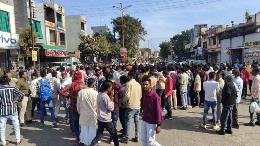 गरोठ तहसील के ढाकनी गांव में पांच वाहनों से आए 30 हमलावर, दलित परिवार पर किया हमला, महिला की मौत
