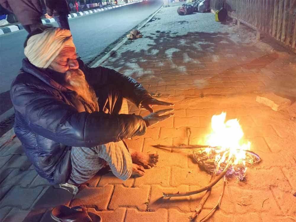 पश्चिमी विक्षोभ बिगाड़ेगा मौसम का मिजाज, इस विक्षोभ के तेजी से आगे बढ़ने की संभावना, घना कोहरा और शीतलहर का अलर्ट पश्चिमी विक्षोभ बिगाड़ेगा मौसम का मिजाज, इस विक्षोभ के तेजी से आगे बढ़ने की संभावना, घना कोहरा और शीतलहर का अलर्ट
