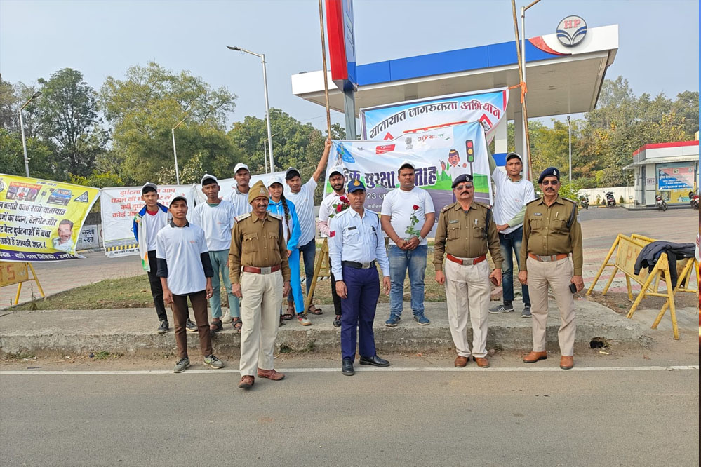 ‘राष्ट्रीय सड़क सुरक्षा माह’ के तहत उमरिया पुलिस का जागरूकता अभियान