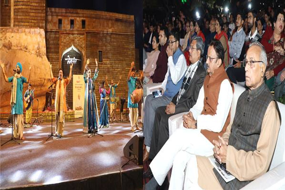 लंबे संघर्ष से मिली आजादी के प्रति कृतज्ञ होकर सभी राष्ट्र के विकास के लिये करें कार्य: उप मुख्यमंत्री शुक्ल लंबे संघर्ष से मिली आजादी के प्रति कृतज्ञ होकर सभी राष्ट्र के विकास के लिये करें कार्य: उप मुख्यमंत्री शुक्ल