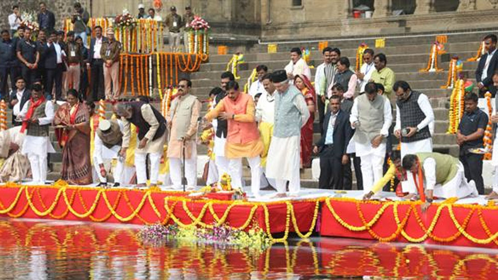 माँ नर्मदा के आशीर्वाद से निरंतर प्रगति के पथ पर अग्रसर है मध्यप्रदेश : मुख्यमंत्री डॉ. यादव