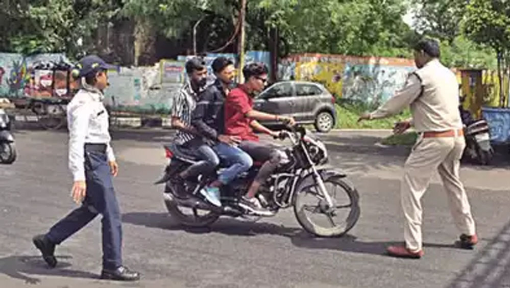 प्रदेश में ट्रैफिक पुलिस ने ई-चालान के भुगतान नहीं करने वालों के ड्राइविंग लाइसेंस निरस्त करने का सख्त रुख …..