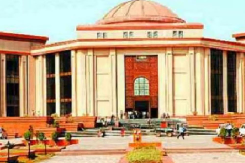 छत्तीसगढ़ हाईकोर्ट ने जबरन यौन संबंध से गर्भवती हुई नाबालिग की अबॉर्शन कराने की इजाजत दी छत्तीसगढ़ हाईकोर्ट ने जबरन यौन संबंध से गर्भवती हुई नाबालिग की अबॉर्शन कराने की इजाजत दी