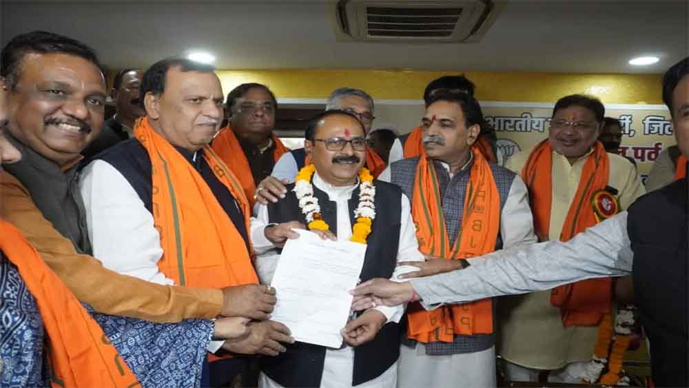 छत्तीसगढ़-रायपुर शहर भाजपाध्यक्ष रमेश ठाकुर आज करेंगे पदभार ग्रहण, सांसद बृजमोहन और चारों विधायक करेंगे शिरकत छत्तीसगढ़-रायपुर शहर भाजपाध्यक्ष रमेश ठाकुर आज करेंगे पदभार ग्रहण, सांसद बृजमोहन और चारों विधायक करेंगे शिरकत