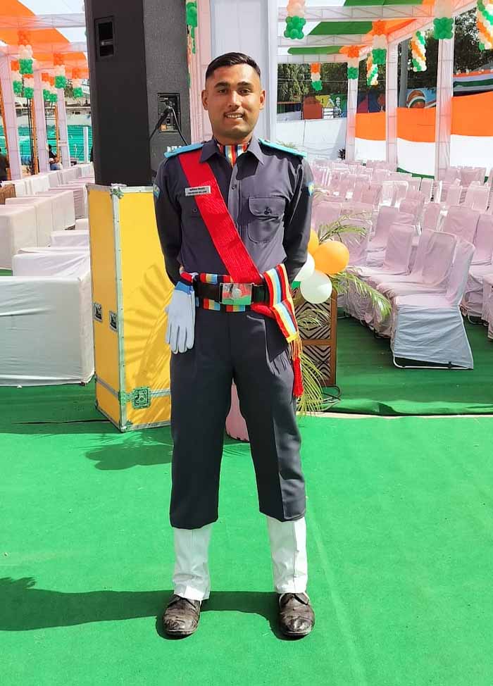 टिमरनी के बेटे ऋषिकेश बिल्लौरे मध्यप्रदेश- छत्तीसगढ़ एनसीसी एयर विंग के बेस्ट कैडेट के रूप में चुने गए टिमरनी के बेटे ऋषिकेश बिल्लौरे मध्यप्रदेश- छत्तीसगढ़ एनसीसी एयर विंग के बेस्ट कैडेट के रूप में चुने गए