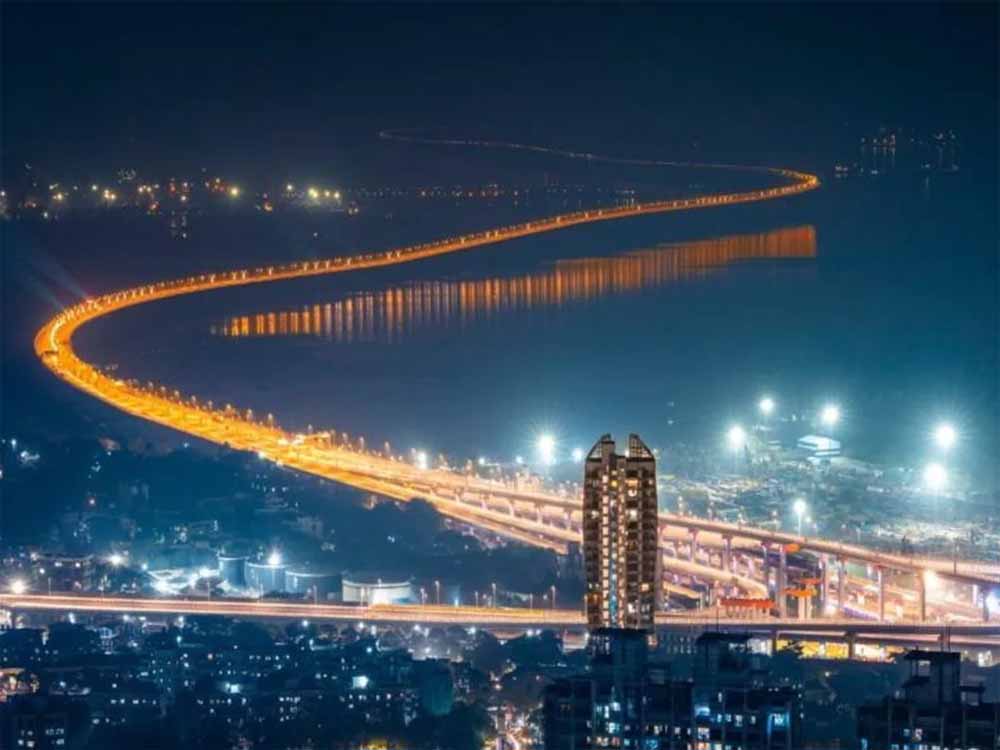 अटल सेतु पर टोल दर को अगले एक साल तक बढ़ाने पर रोक लगाने की घोषणा: महाराष्ट्र सरकार