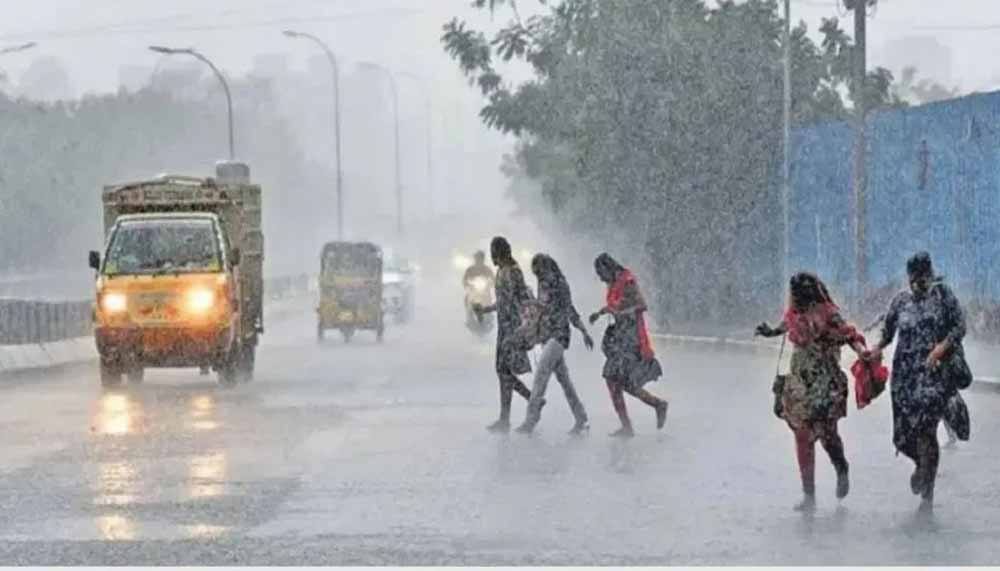 पश्चिमी विक्षोभ के कारण देशभर में बदला मौसम का मिजाज, मध्यम बारिश और कोहरे को लेकर अलर्ट जारी पश्चिमी विक्षोभ के कारण देशभर में बदला मौसम का मिजाज, मध्यम बारिश और कोहरे को लेकर अलर्ट जारी