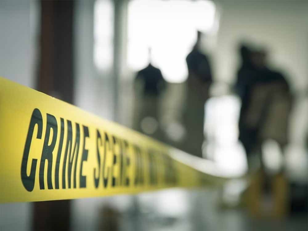 पुणे में एक शख्स ने अपने 9 साल के बेटे को पीट-पीट कर मार डाला, बचने के लिए परिवार ने कैसे रची झूठी कहानी? पुणे में एक शख्स ने अपने 9 साल के बेटे को पीट-पीट कर मार डाला, बचने के लिए परिवार ने कैसे रची झूठी कहानी?