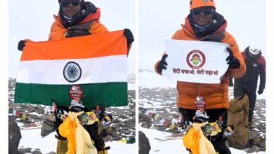 बेटी बचाओ बेटी पढ़ाओ की ब्रेन्ड एम्बेसडर सुश्री भावना ने माउंट एकॉनकागुआ में फहराया भारत का झंडा