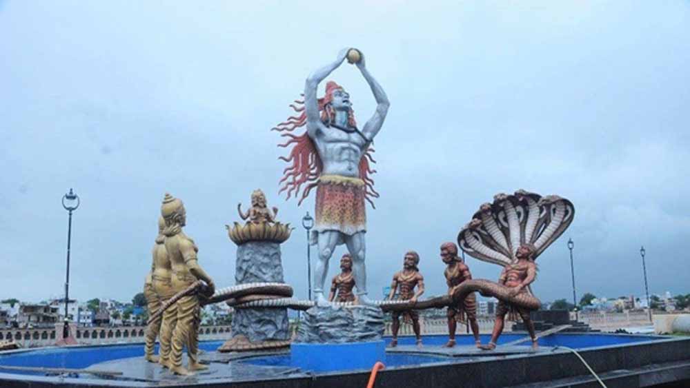 प्रयागराज महाकुंभ में भगवान महाकाल की नगरी उज्जैन का खूब यशगान हो रहा, दिखा कला और संस्कृति के दर्शन प्रयागराज महाकुंभ में भगवान महाकाल की नगरी उज्जैन का खूब यशगान हो रहा, दिखा कला और संस्कृति के दर्शन