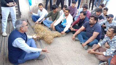 विधायक के हस्तक्षेप के बाद महाविद्यालय प्राचार्य बयान से विवादों में आए, एनएसयूआई ने कॉलेज गेट पर दिया धरना, मचा हड़कंप..!