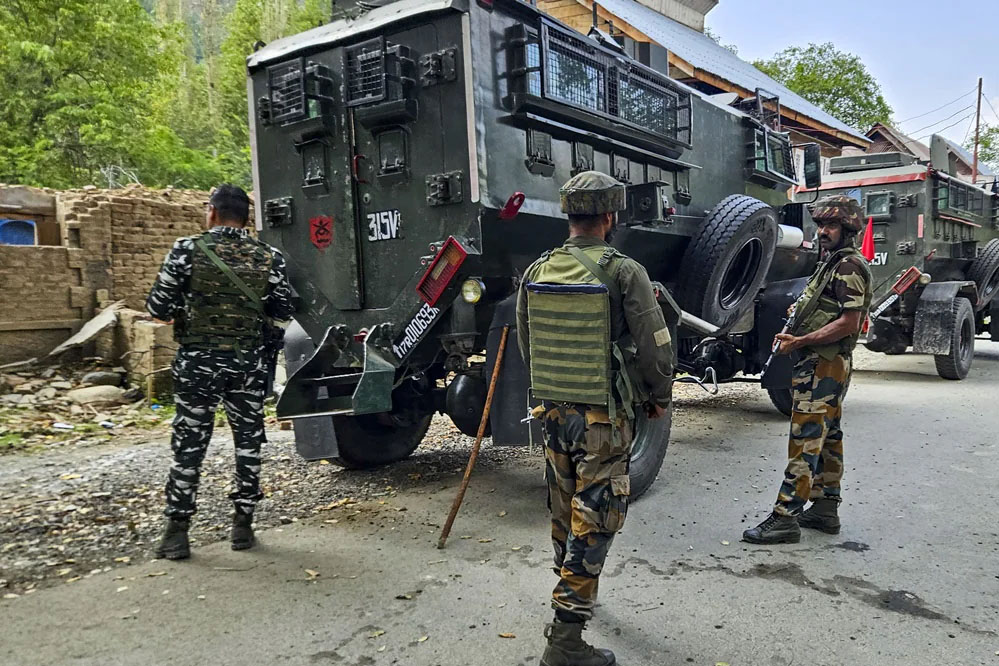 LoC पर पाक ने तोड़ा सीजफायर, भारतीय सेना ने मचा दी तबाही; सीमा पार भारी नुकसान