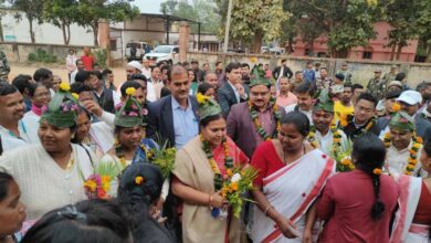 झारखंड की मंत्री दीपिका पाण्डेय सिंह ने गुमला में विकास योजनाओं की समीक्षा की